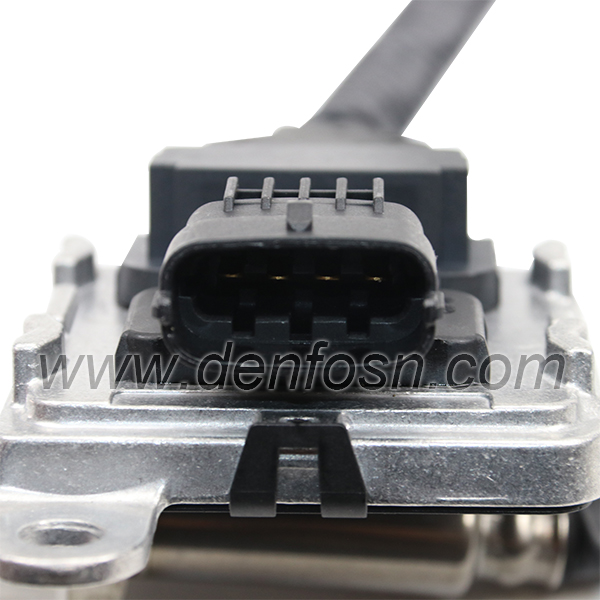 APPLY TO APPLY TO DEUTZ TCD2013L06 4V NOX SENSOR OEM NO: 04214582 | DENFOSN